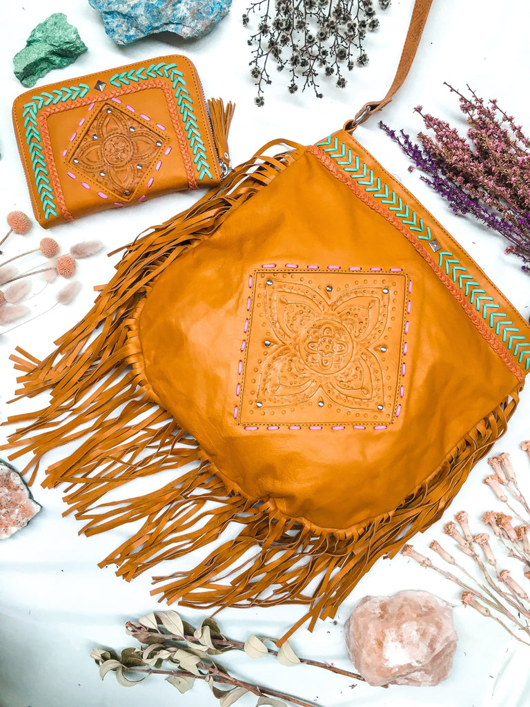 Mahiya Matching Sets Capsize Bag & Gypset Wallet Set - Tan