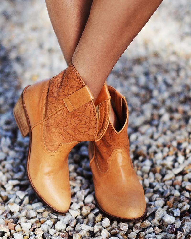 Mahiya Footwear Lonestar Leather Boots - Tan