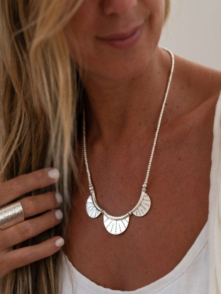 Embella Jewellery Pippies beach Necklace