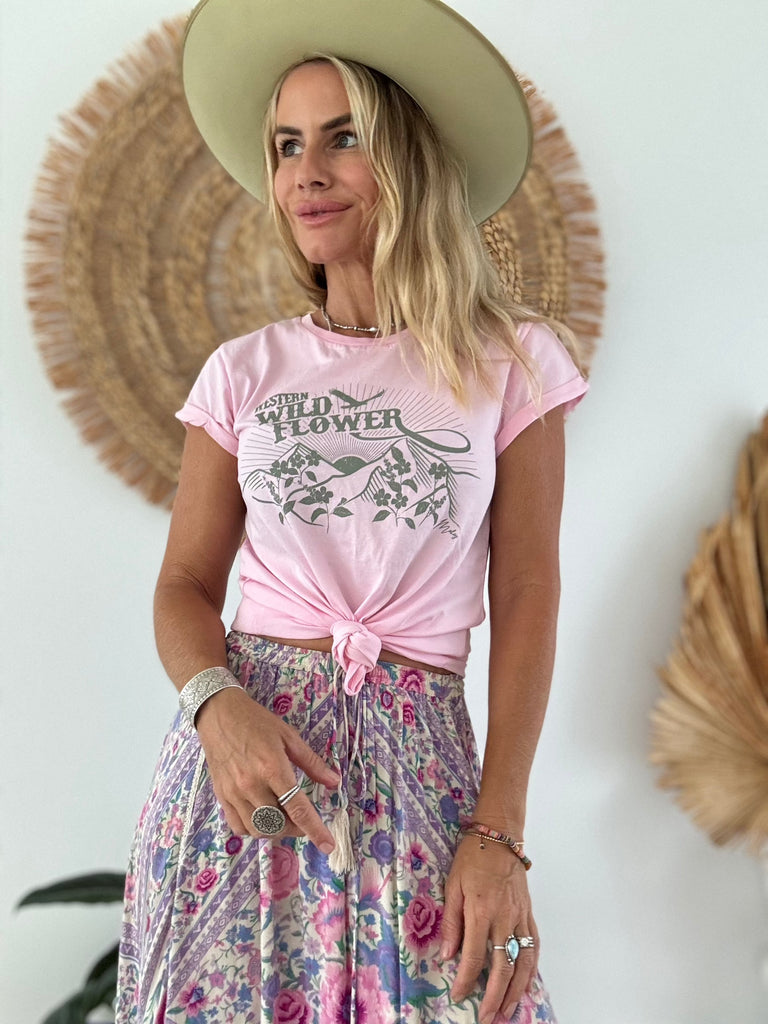 Mahiya Clothing Western Wild Flower Organic Cotton Tee  (Pink)
