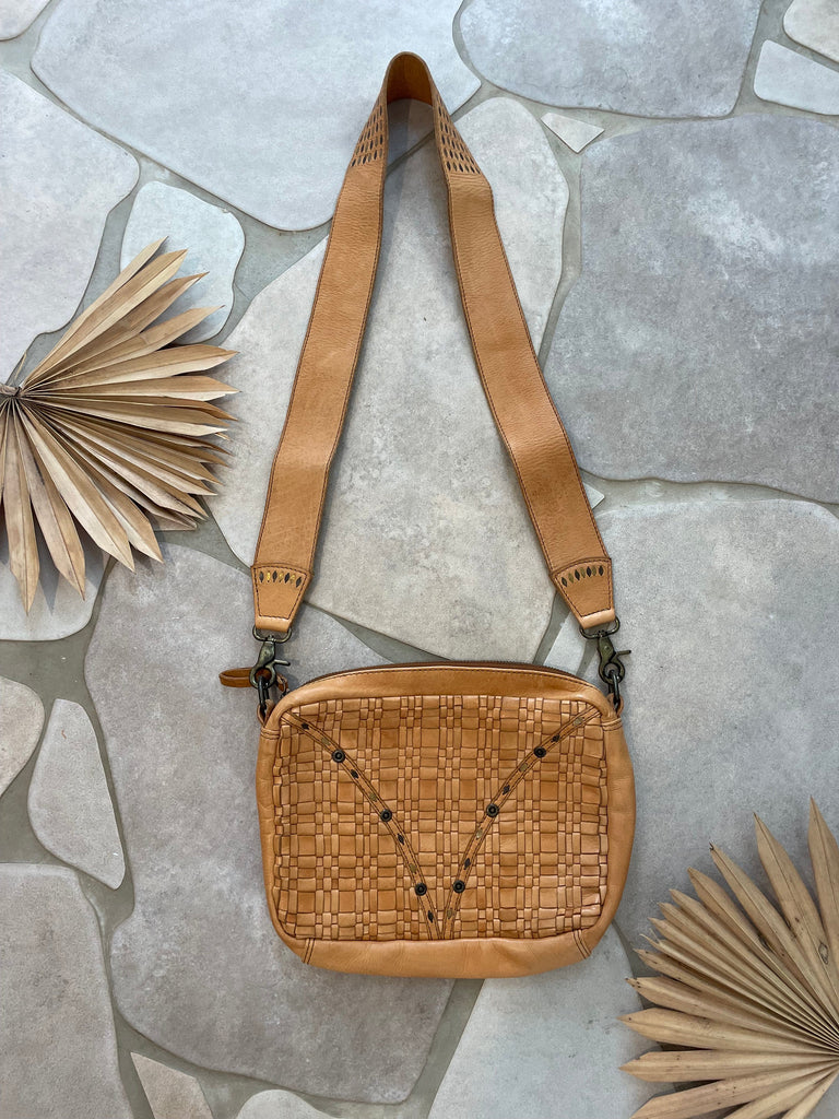 Mahiya Leather Bags Cassis Bag Tan