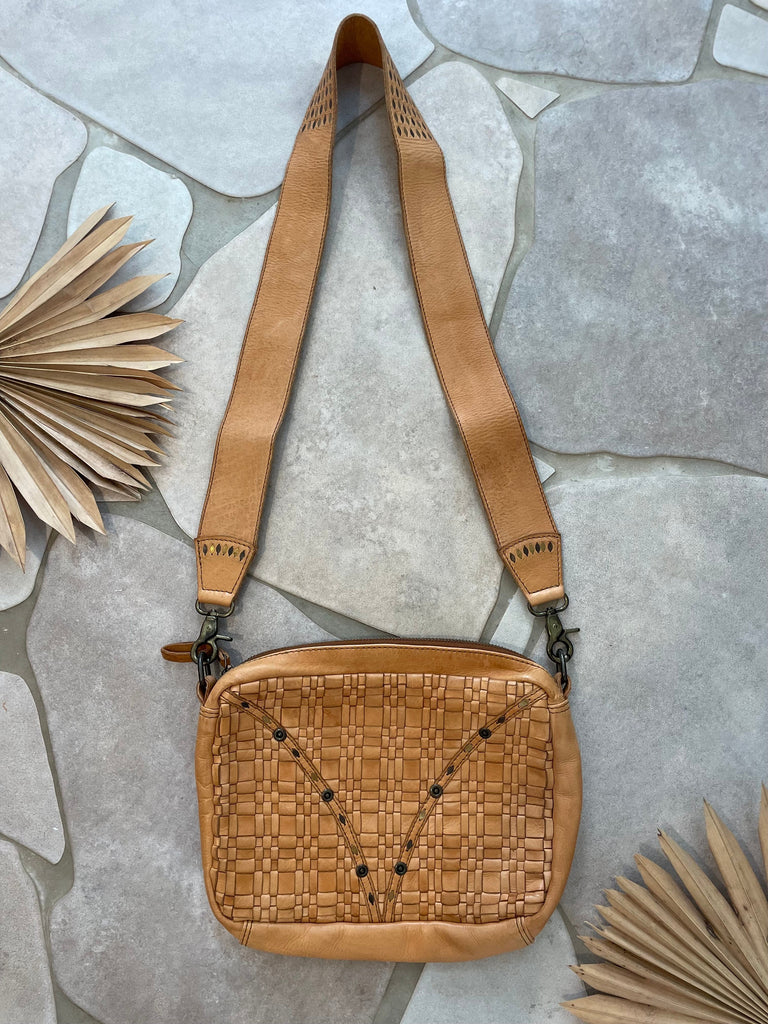 Mahiya Leather Bags Cassis Bag Tan