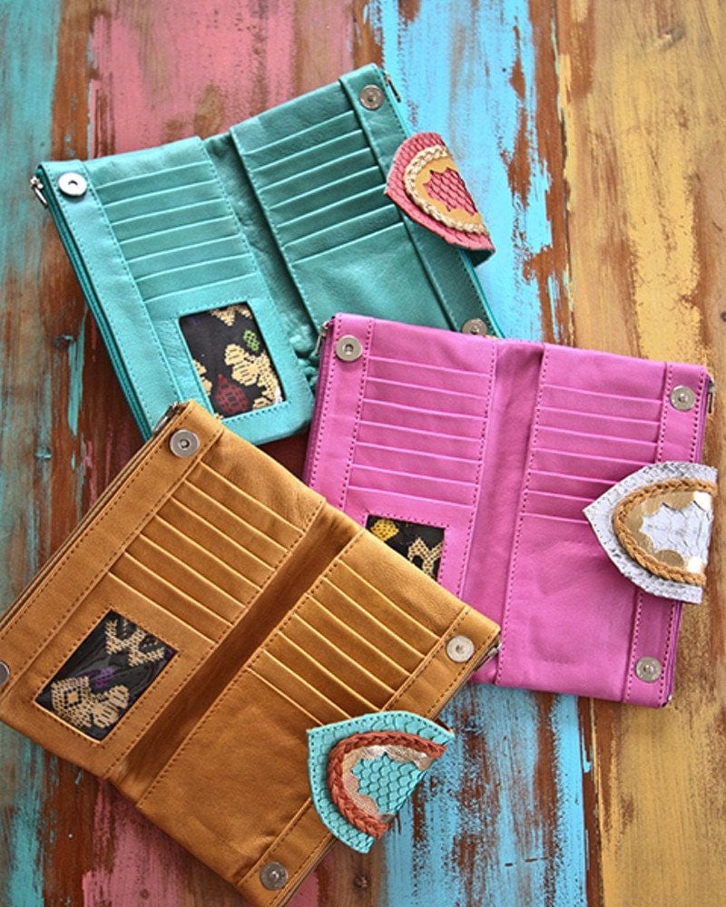 Mahiya Wallets & Clutches Azire Spring Leather Wallet
