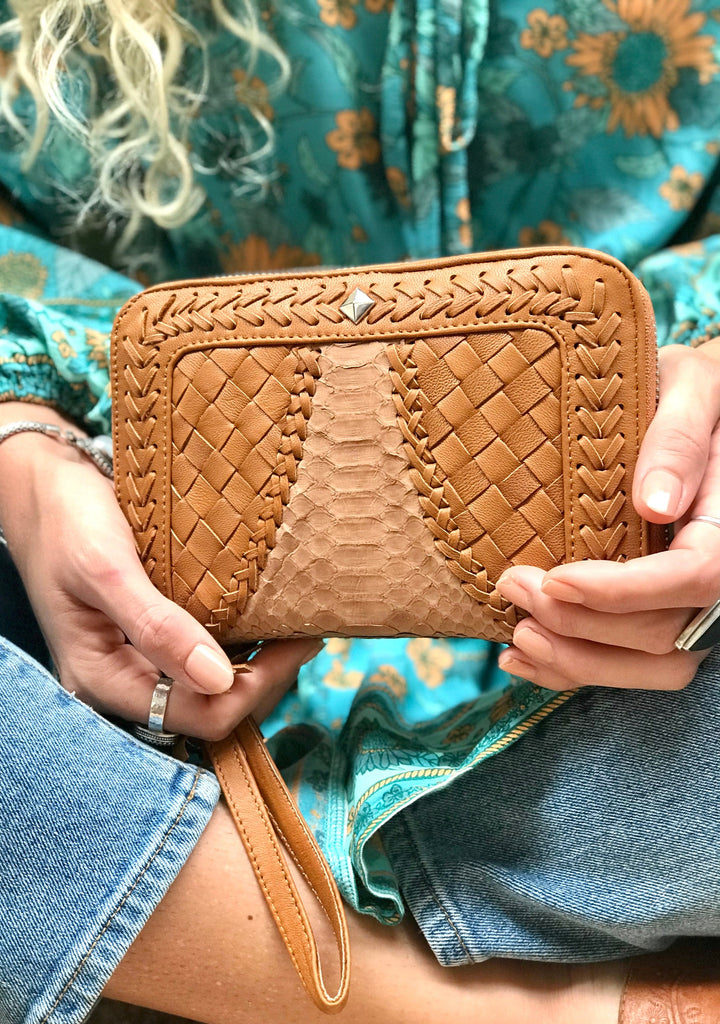 Leather Wallets and Clutches | Womens Wallets & Handbags | Mahiya