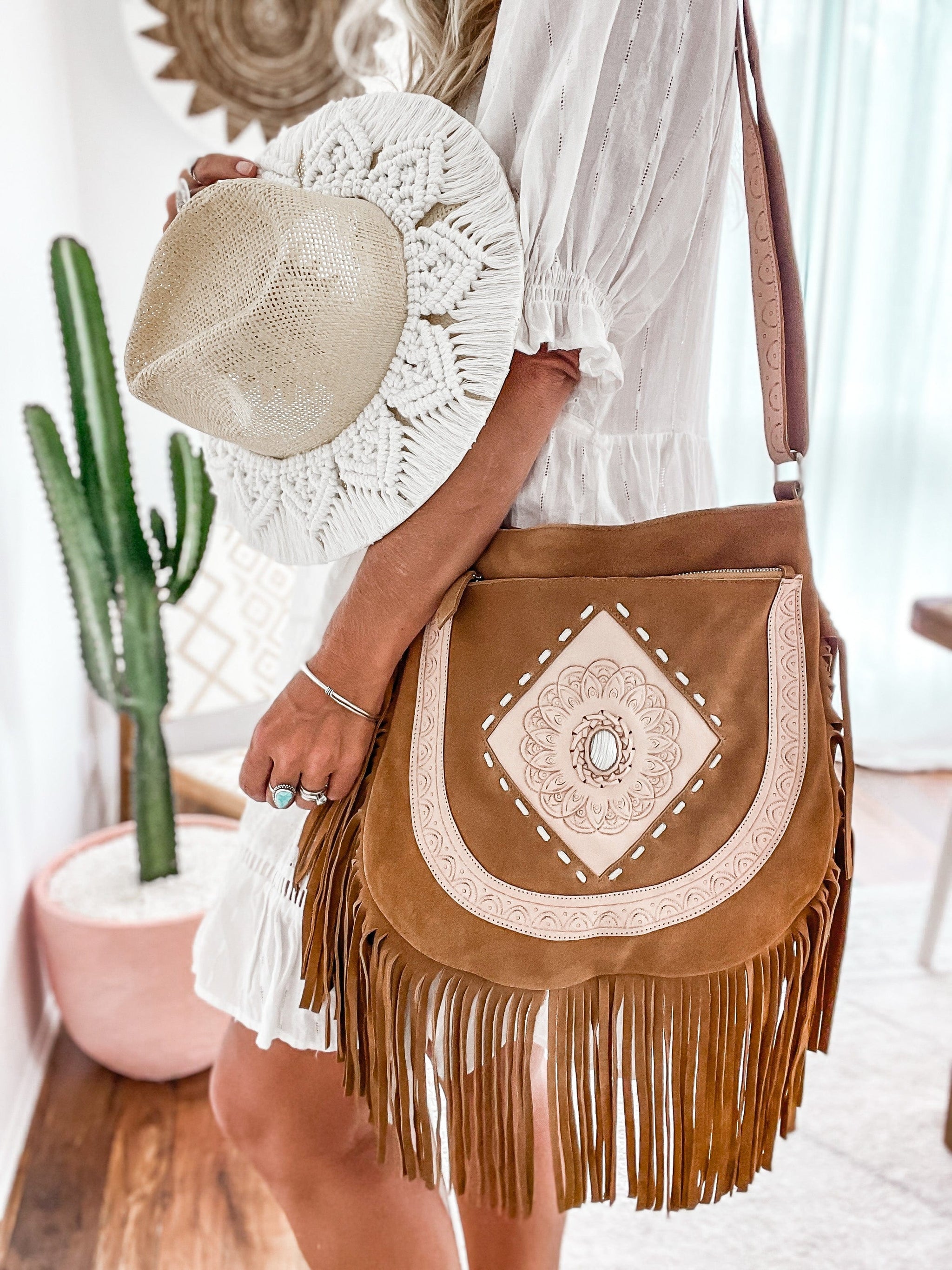 Ziggy Suede Bag - Nude – Mahiya