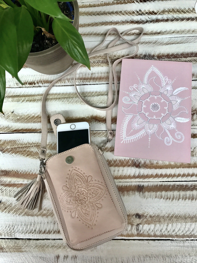 Mahiya Leather Bags Cream Splendour Phone Pouch Bag
